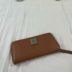 Dooney and Bourke wristlet wallet